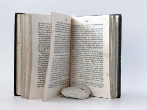 Trollope, Mistreß. Wien und die Oesterreicher sammt Reisebildern aus Schwaben, Baiern, Tyrol und Salzburg. In drei Bänden.