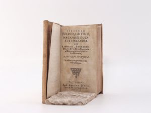 Zeiller, Martin. Regnorum Sueciae, Gothiae, Magnique Ducatus Finlandieae, ut & Livoniae, Bremensis ducatus, partis Pomeraniae ad Suecos pertinentis, & urbis Wismariae, descriptio nova. Iconibus praeci...