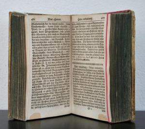 Ruß, H., A. Bartmuß. Handbuch der modernen Reproduktionstechnik Band I: Reproduktionsphotographie und Positivretusche. Band 2: Chemigraphie. Band 3: Photolithographie Offsetreproduktion Lichtdruck. ...