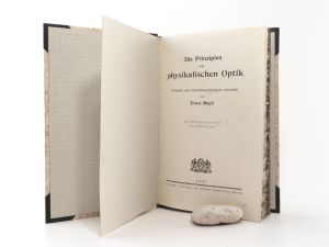 Mach, Ernst. Die Prinzipien der physikalischen Optik.