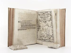 Kurtze, doch Vollkommene Nachricht von der Wahl und Crönung eines Röm. Königs und Kaysers: worinnen von allen Curialien, Ceremonien und Geprängen, so man zufolge der guldnen Bulle Carls des IV. un...