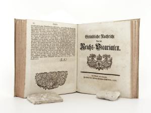 Kurtze, doch Vollkommene Nachricht von der Wahl und Crönung eines Röm. Königs und Kaysers: worinnen von allen Curialien, Ceremonien und Geprängen, so man zufolge der guldnen Bulle Carls des IV. un...