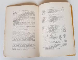 Boltzmann, L. (+) und J. Nabl. Kinetische Theorie der Materie.