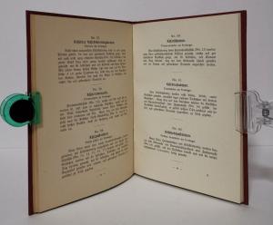 Hildmann, Adolf. &quote;Savourys&quote;. Hand-Rezeptbuch über warme, kalte und kombinierte Käsespeisen.