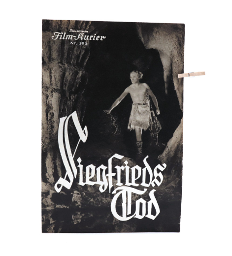 Richter, Paul. Sammlung von 24 Memorabilien.