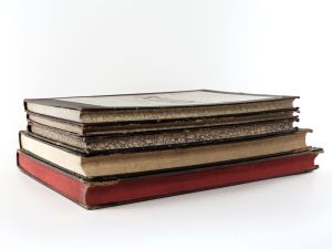 Kienzl, Wilhelm. 5 Notenbücher mit handschriftlichem Besitzvermerk von &quote;Dr. W. Kienzl&quote;. + AUTOGRAPHEN -