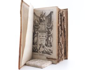Corpus Juris Civilis. Editio nuova. Prioribus corectior. Tomus Primus & Tomus Secundus.
