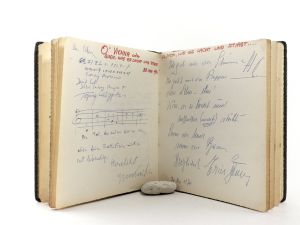 Konvolut Puppentheater-Zeitschriften, Textbücher u. Programme aus dem Besitz von Arminio Rothstein (Clown Habakuk).