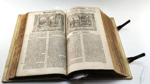 Dietenberger, Johan(nes). Catholische Bibell, Das ist Alle bücher der H. Schrifft, beide Alts und Newen Testaments / nach alter in Christlicher Kyrchen gehabter Translation trewlich verteutscht, und ...