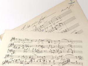 Horn, Kamillo. 4 Notenautographen: 1.: &quote;Ein Blick. 2.: &quote;o wärst du doch die stille Nacht&quote;. 3.: &quote;Es ist ein Stern gefallen&quote;. 4.: &quote;O laß mein Haupt&quote;.