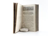 (Voltaire). La Henriade, avec les pieces relatives a ce Poeme, et a la Poesie epique en general.