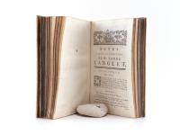 (Voltaire). La Henriade, avec les pieces relatives a ce Poeme, et a la Poesie epique en general.