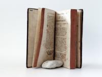 Rousseau J. J. (= Jean-Jacques), & autres savants hommes. Les avantages et les désavantages des sciences et des arts, condidérés par rapport aux moeurs ; en plusieurs discours, lettres, &c., où le...