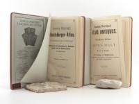 Perthes, Justus (Hrsg.). Justus Perthes´ Taschen-Atlanten. 4 von 5 Bänden in Lederkassette.